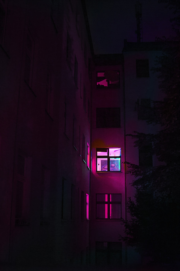 Fenster, Neonlicht